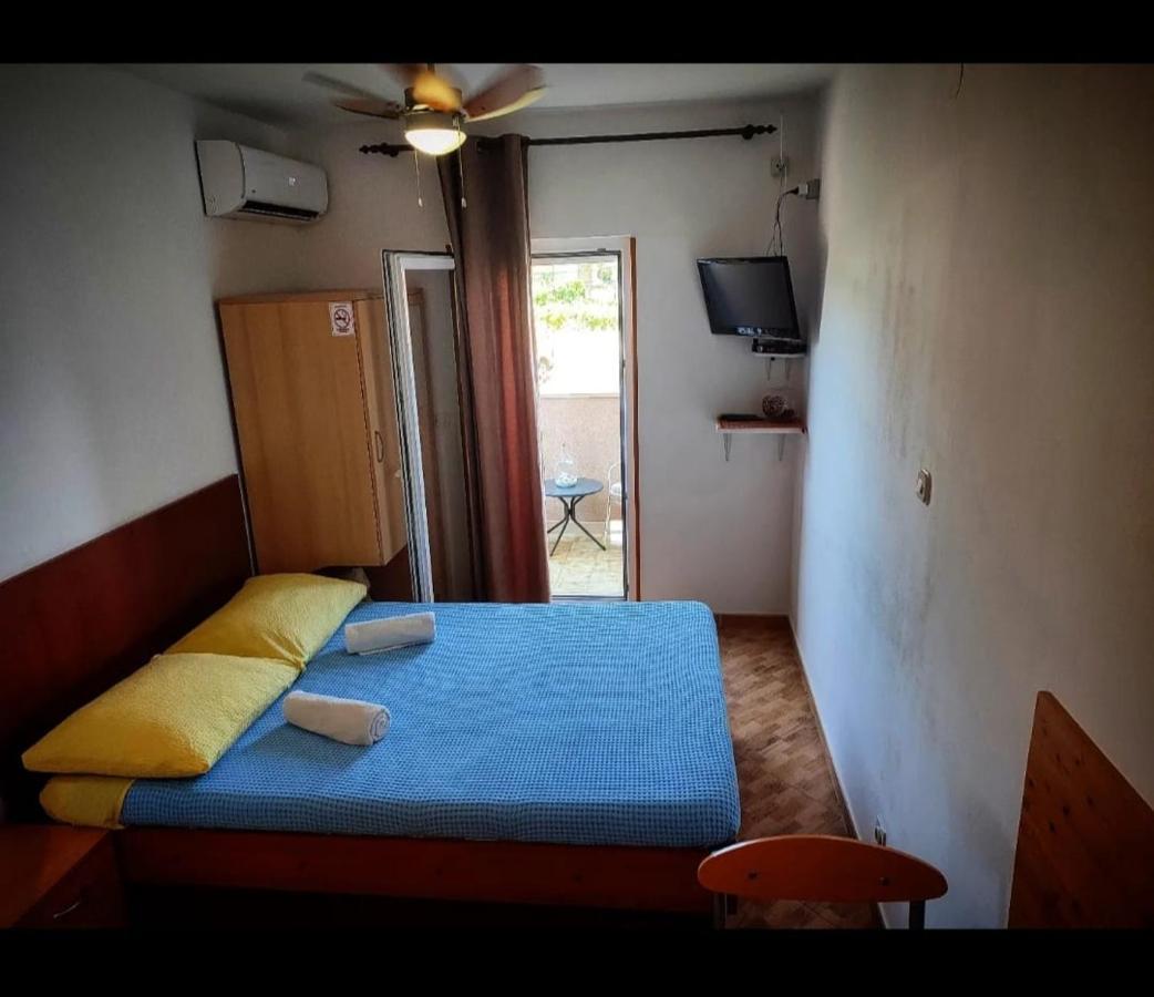 Studio Manora Sućuraj Exteriér fotografie