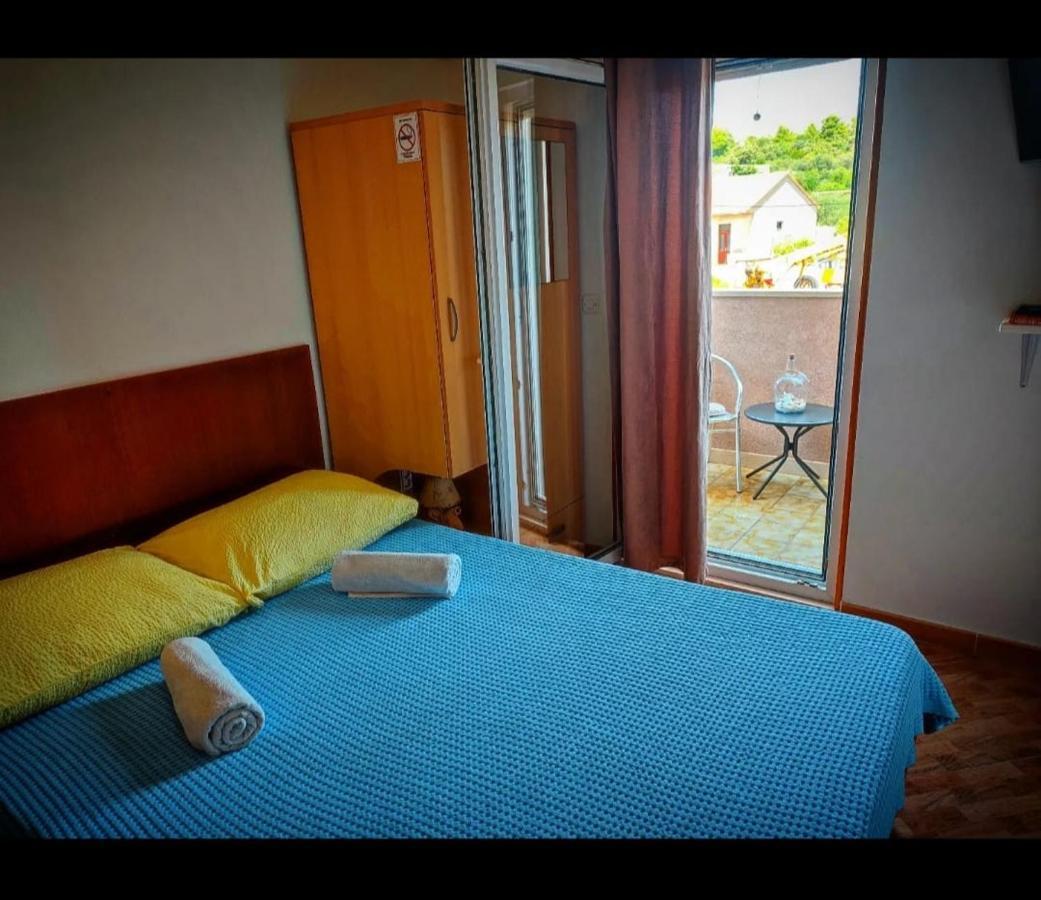Studio Manora Sućuraj Exteriér fotografie