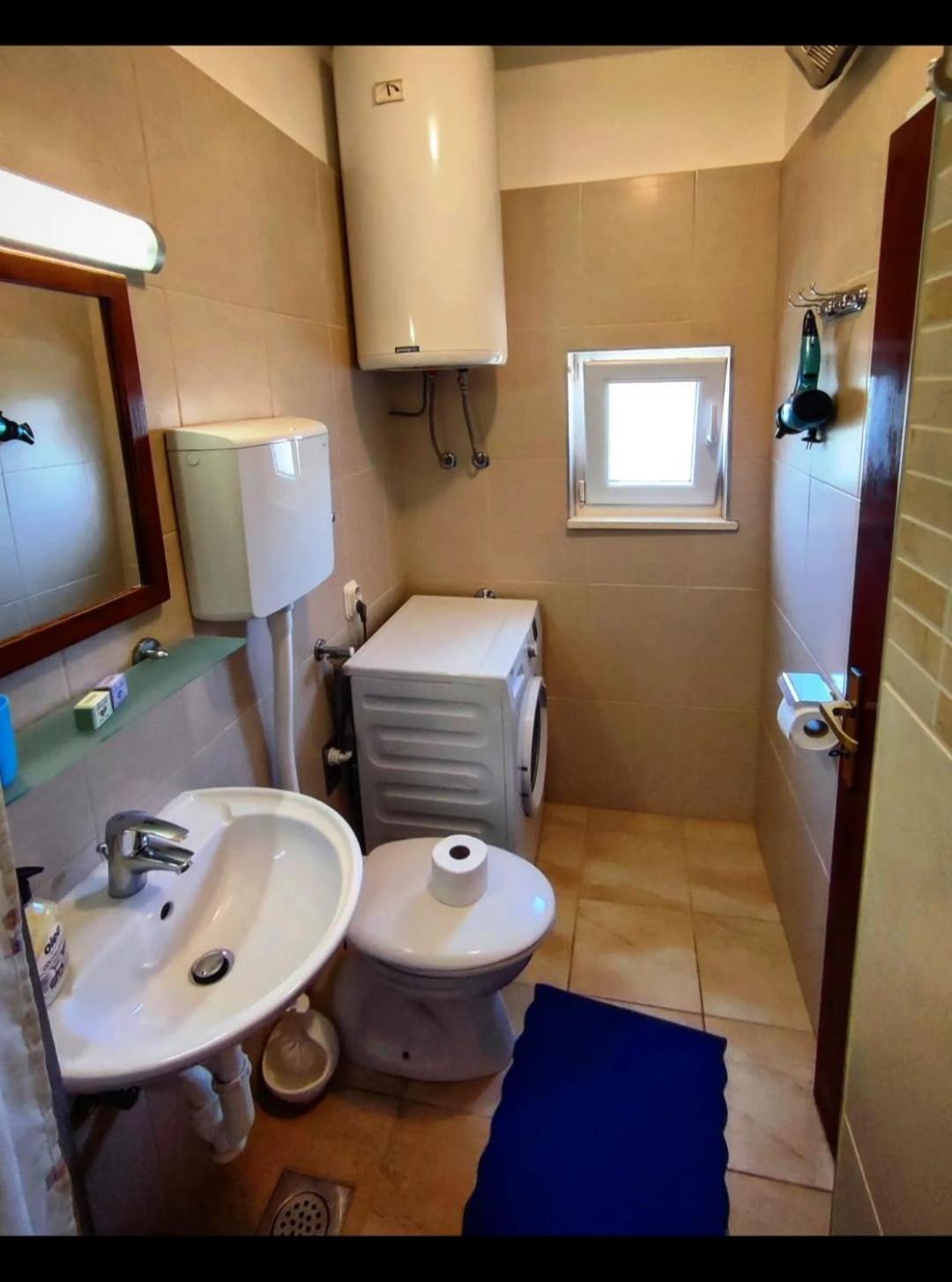 Studio Manora Sućuraj Exteriér fotografie